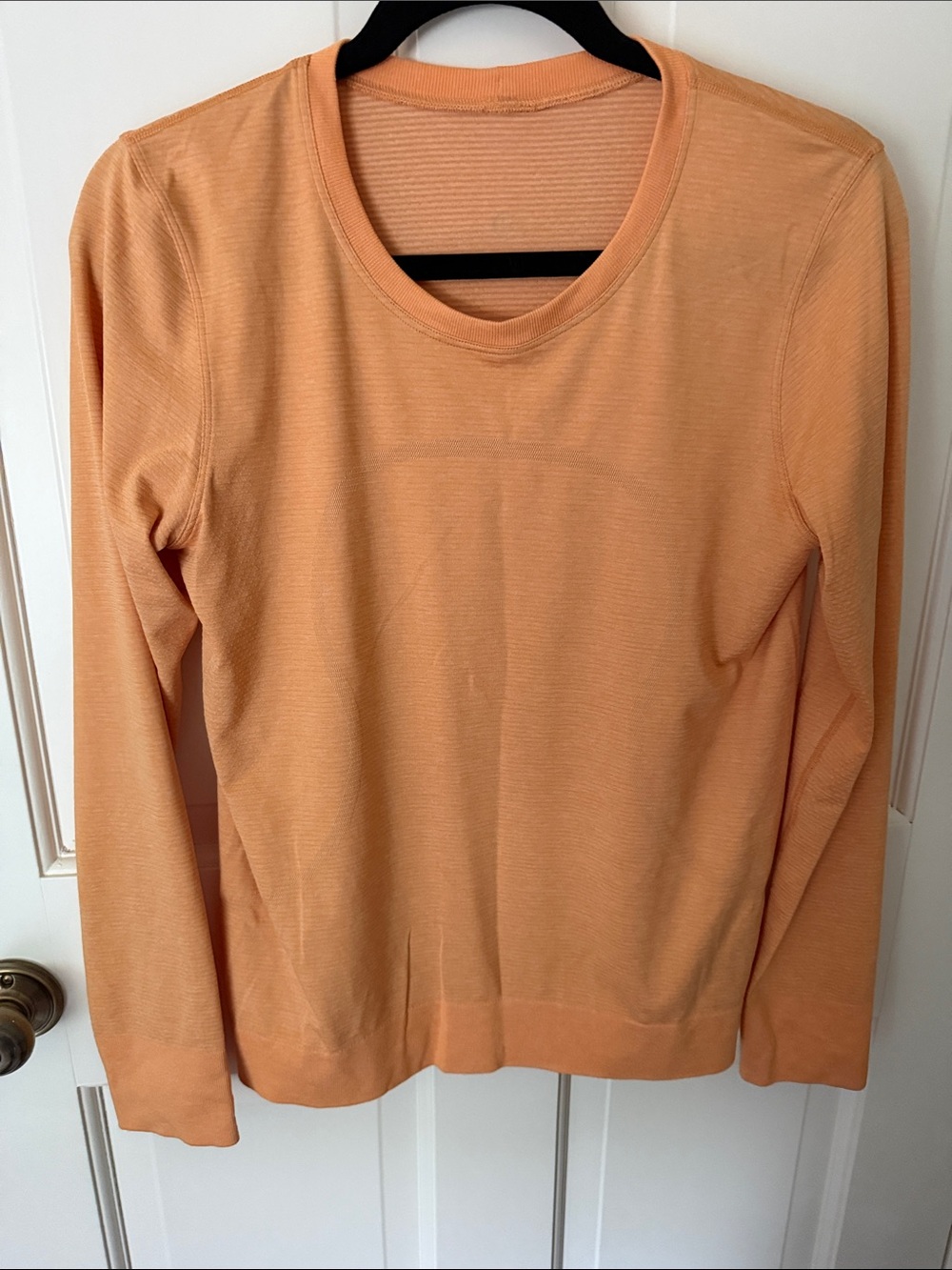 lululemon athletica Long Sleeve Tee in Peach Orange